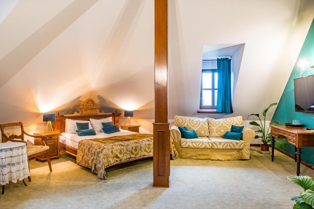Folwark Walencja Hotel Kazimierz Dolny Bagian luar foto